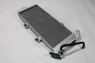 ChŁodnica wody przÓd kawasaki er-6f 650 12-16 u-11 390610559