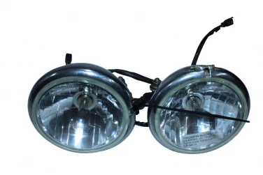 LAMPA REFLEKTOR PRZÓD TRIUMPH ROCKET 3 CLASSIC 05-16 U-11 T2701000 T2701001