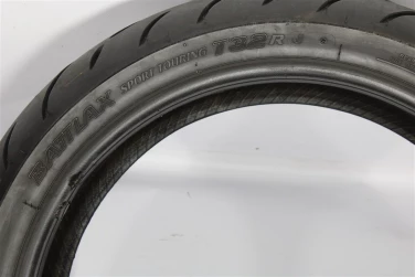 Opona tylna tyŁ bridgestone battlax 180/55-17 dot 4422