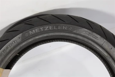 Opona tylna tyŁ metzeler roadtec z8 180/55-17 dot 3323