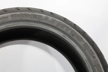 Opona tylna tyŁ pirelli mt60 rs 180/55-17 dot 4722