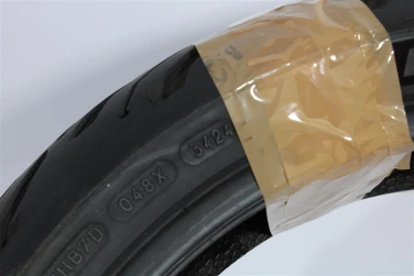 Opona tylna tyŁ michelin road 4 180/55-17 dot 3424