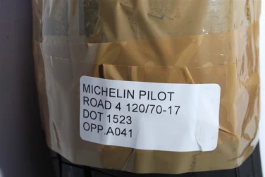 Opona przednia przÓd michelin pilot road 4 120/70-17 dot 1523