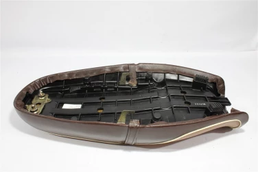 Siedzenie kanapa fotel suzuki tux 125 tu-x 99-02 u-11 4510025f00m8y