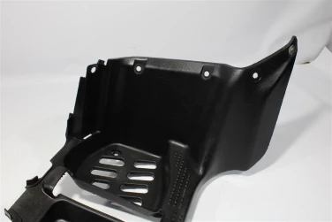 StopieŃ podnÓŻek lewy suzuki lt-a 750 kingquad u-11 63341-31g0