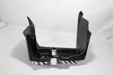 StopieŃ podnÓŻek lewy suzuki lt-a 750 kingquad u-11 63341-31g0