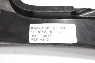 Pokrywa bok boczna prawa kawasaki kle 650 versys 15-21 u-11 36001-0613