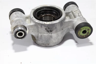Zwrotnica lewa suzuki lt-a 750 kingquad u-11 61600-31830