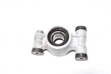 Zwrotnica lewa suzuki lt-a 750 kingquad u-11 61600-31830