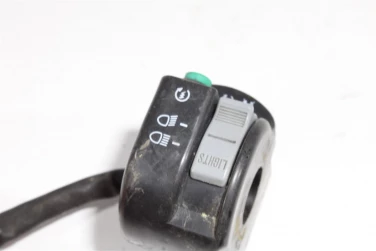 PrzeŁĄcznik lewy suzuki lt-a 750 kingquad u-11 37400-31g00
