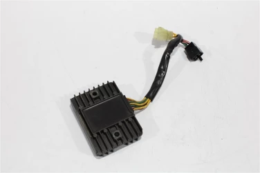 Regulator napiĘcia ducati scrambler 800 15-16 u-11 54040111a